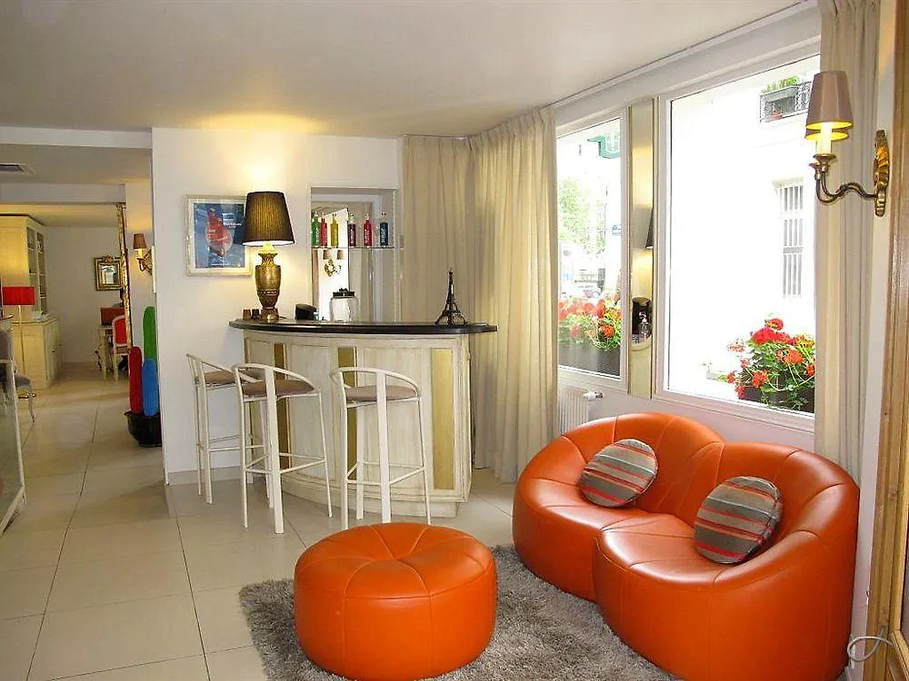 Champerret Heliopolis Hotel Parijs 3*,
