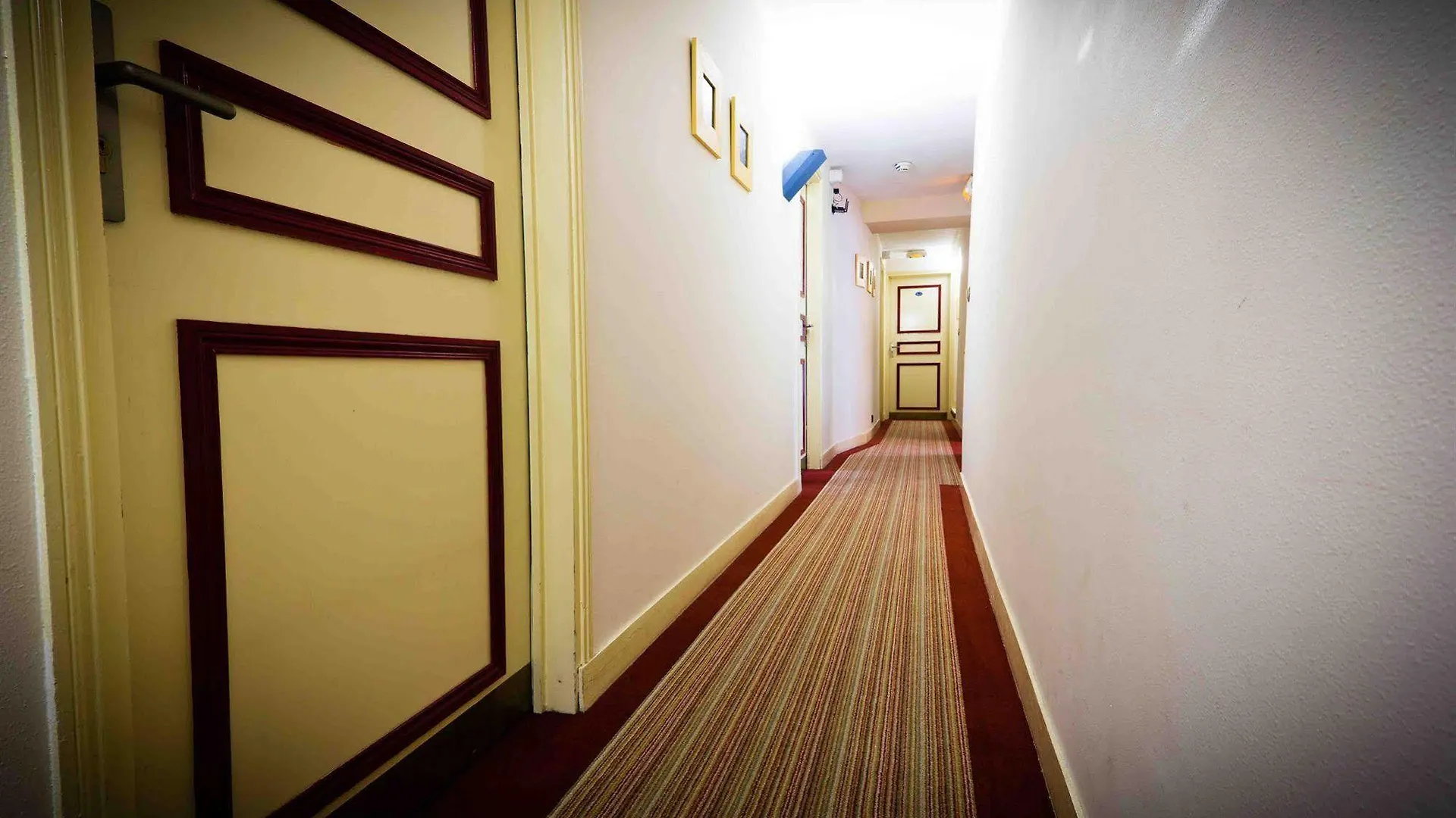 Champerret Heliopolis Hotel Parijs